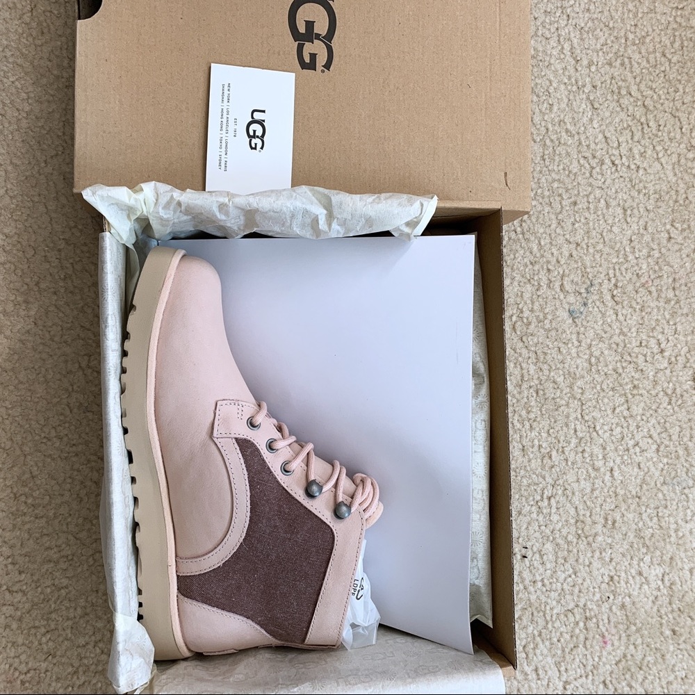 UGG Bethany - Classic Slim Chukka Boot - Picture 5 of 8